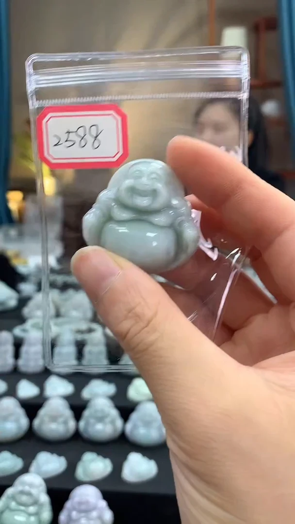 颈饰未镶嵌翡翠佛公2588