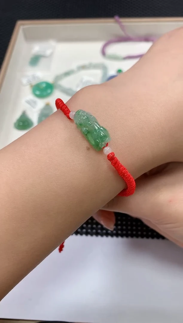 未镶嵌手绳翡翠63