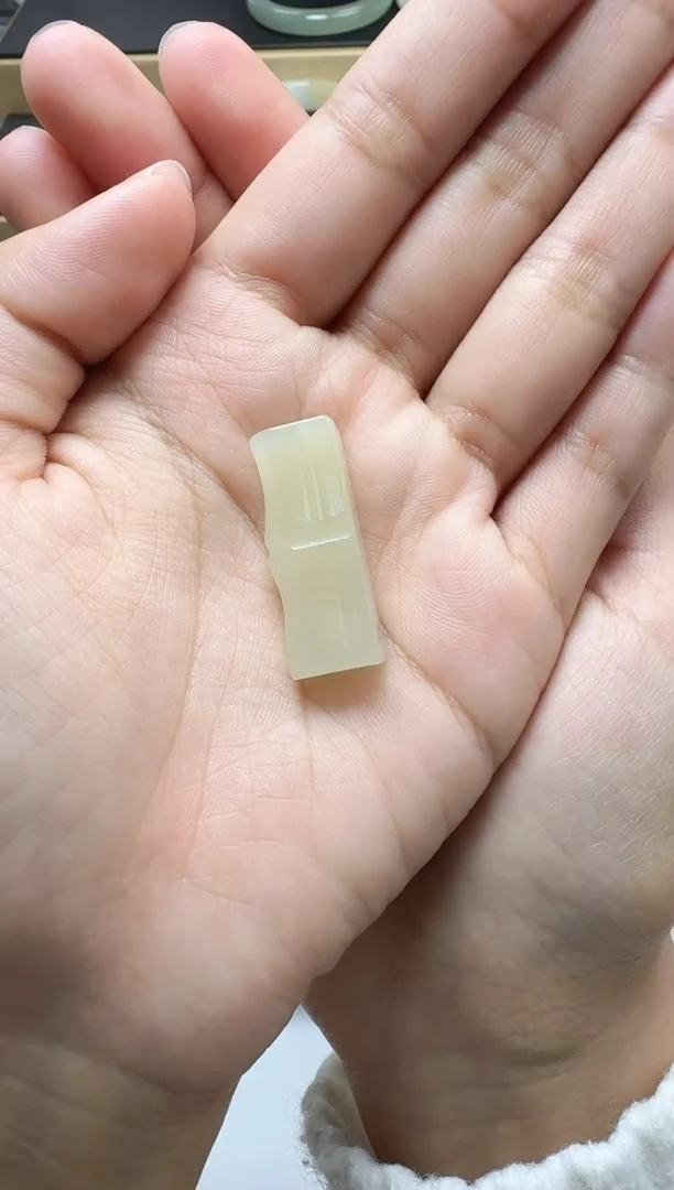 【闪购商品】和田玉颈饰未镶嵌竹节 YY