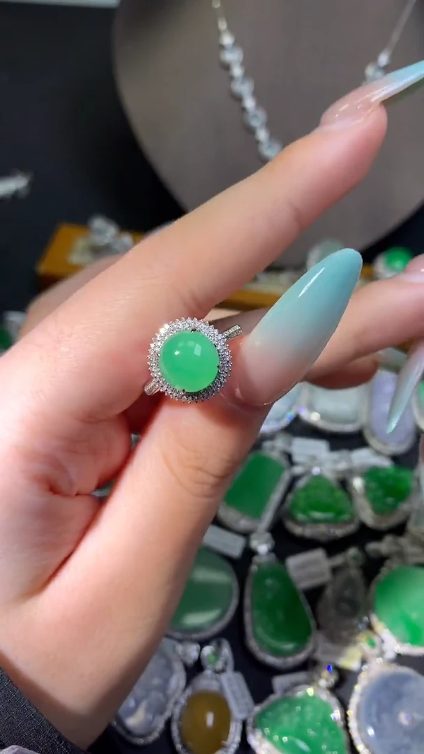 吊坠(不含链)18K金镶嵌翡翠?***?戒指