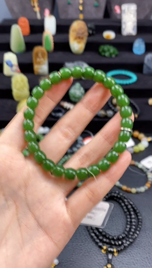 手串未镶嵌和田玉8mm碧玉极限弧手串