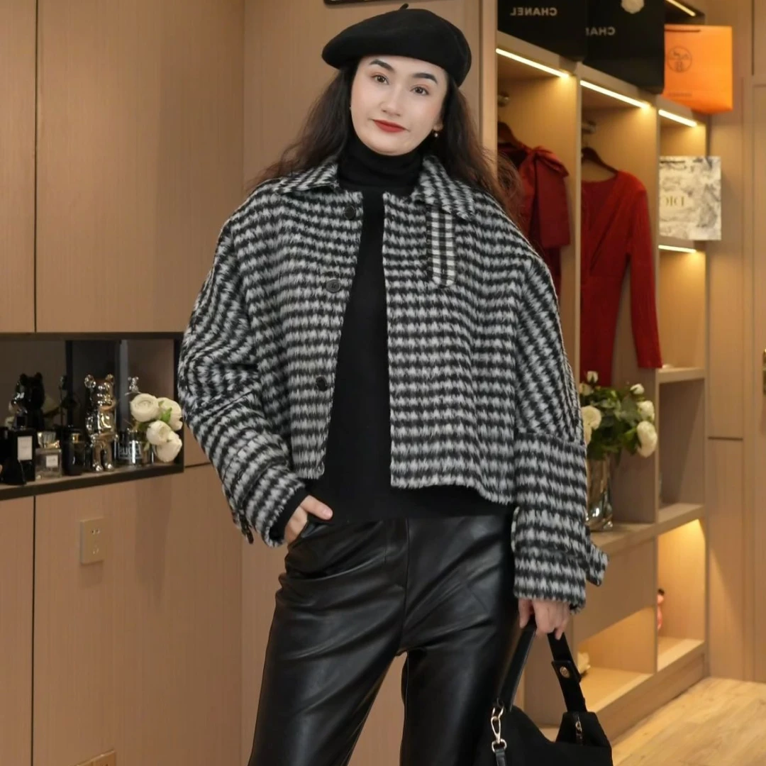 千鸟格短款绵羊毛双面羊绒大衣