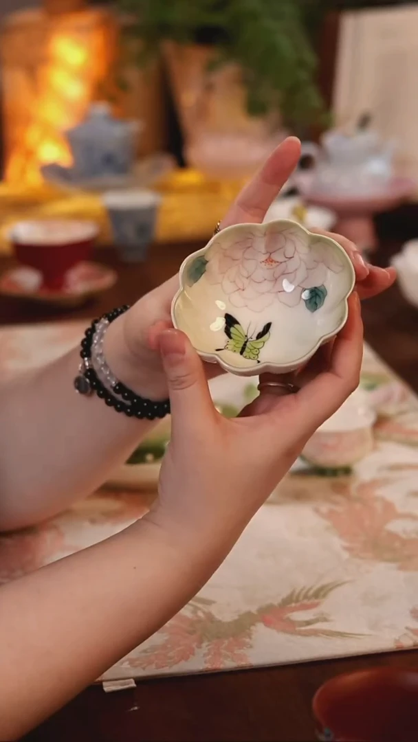 蝶戏牡丹贝壳茶杯哈哈哈