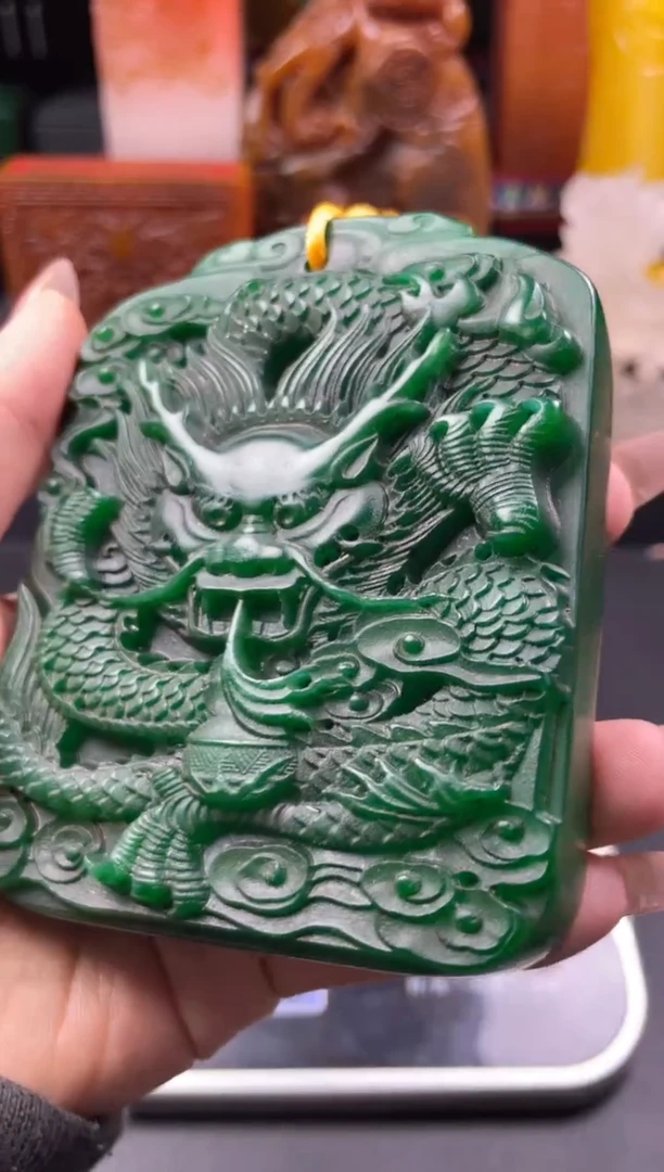 寿山石印石绝绿龙镇四海大龙牌