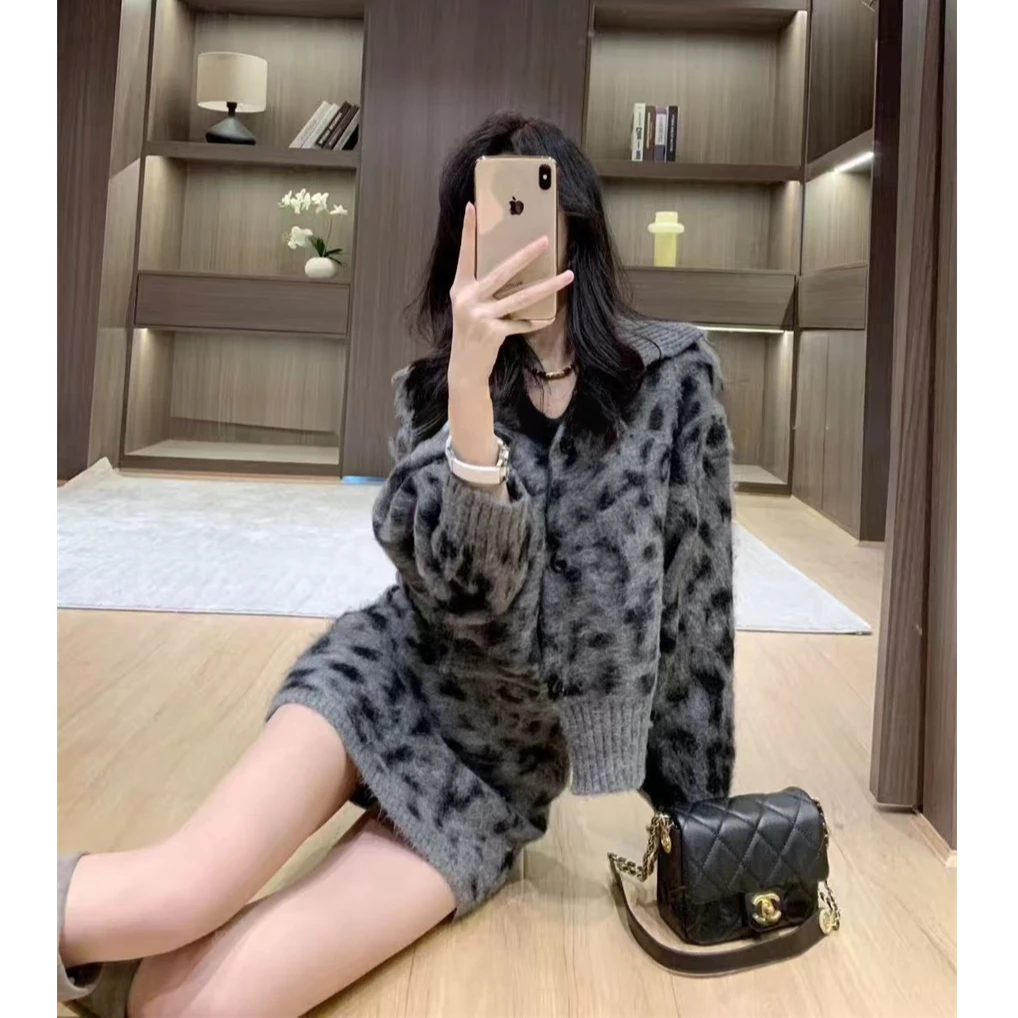 慵懒风豹纹毛衣开衫+短裙时尚套装女秋冬新款软糯穿搭针织两件套