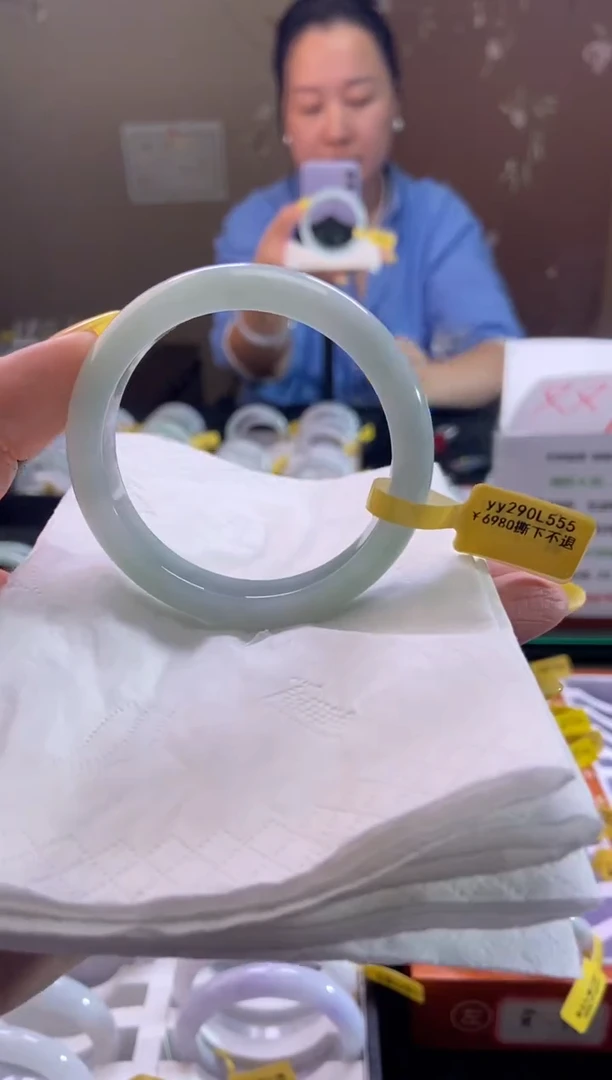 未镶嵌手镯翡翠5556圈口d