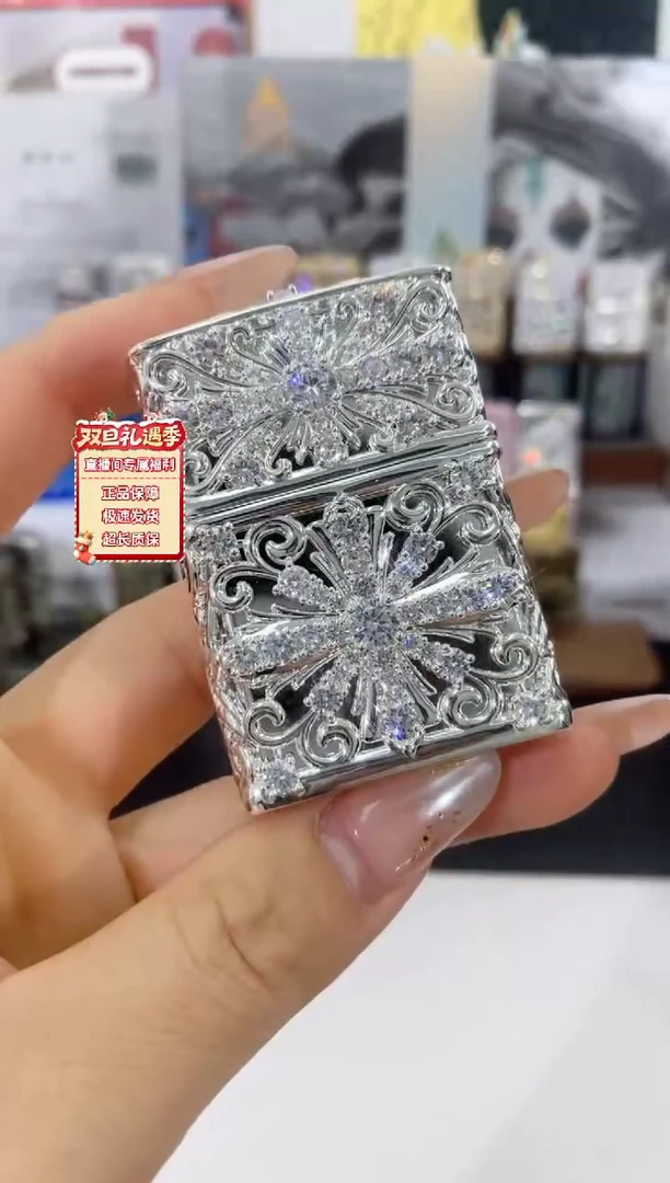 铜ZIPPO满钻克罗心带礼盒礼袋