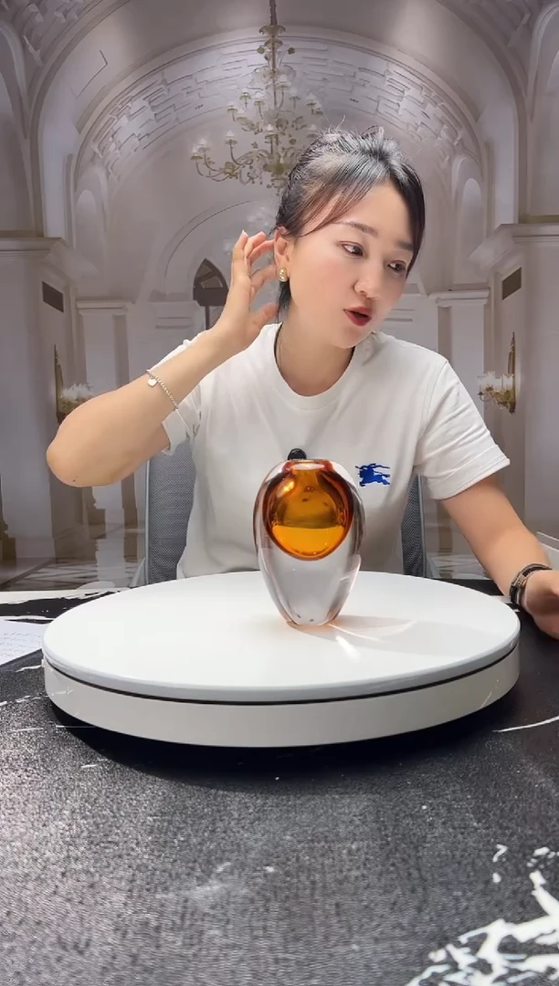 茶宠巴比特美学金色小香薰瓶