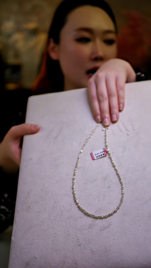 18K金镶嵌颈饰海水珍珠珍珠