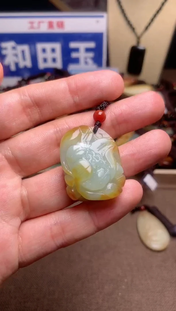 【闪购商品】和田玉颈饰未镶嵌1