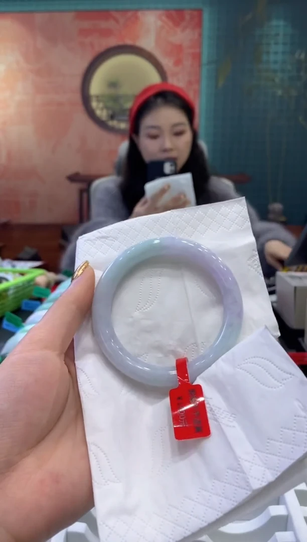 【闪购商品】翡翠手镯未镶嵌多人05088