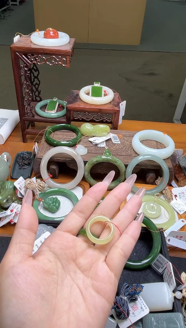 未镶嵌戒圈和田玉若羌黄玉 19圈