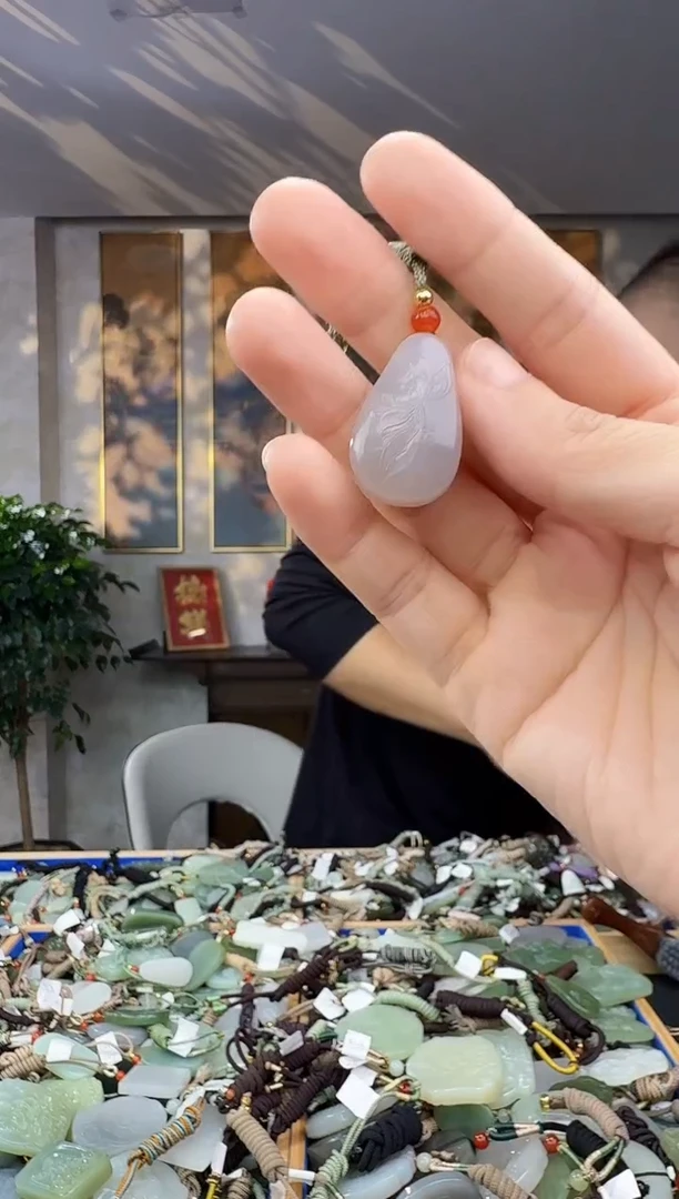 未镶嵌和田玉挂件拍一发一