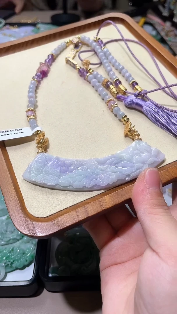 【闪购商品】翡翠颈饰未镶嵌吊坠