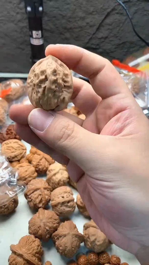 【闪购商品】文玩核桃把件文玩核桃定向