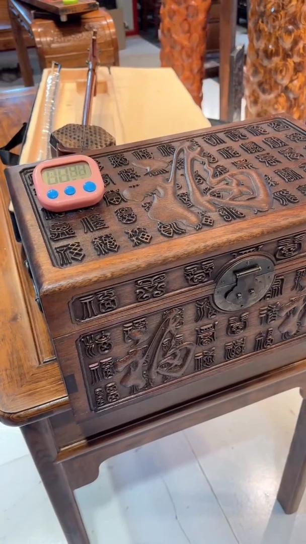 【闪购商品】木木雕黄花梨百福箱箱子