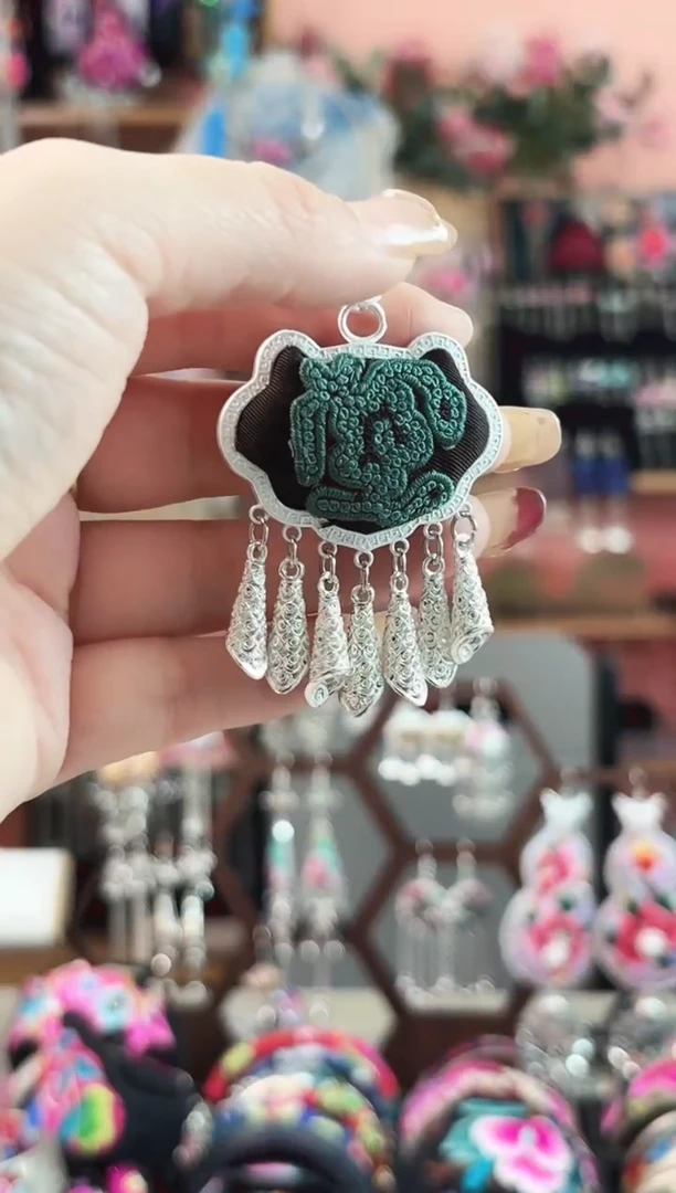 艺枝独绣手工饰品63