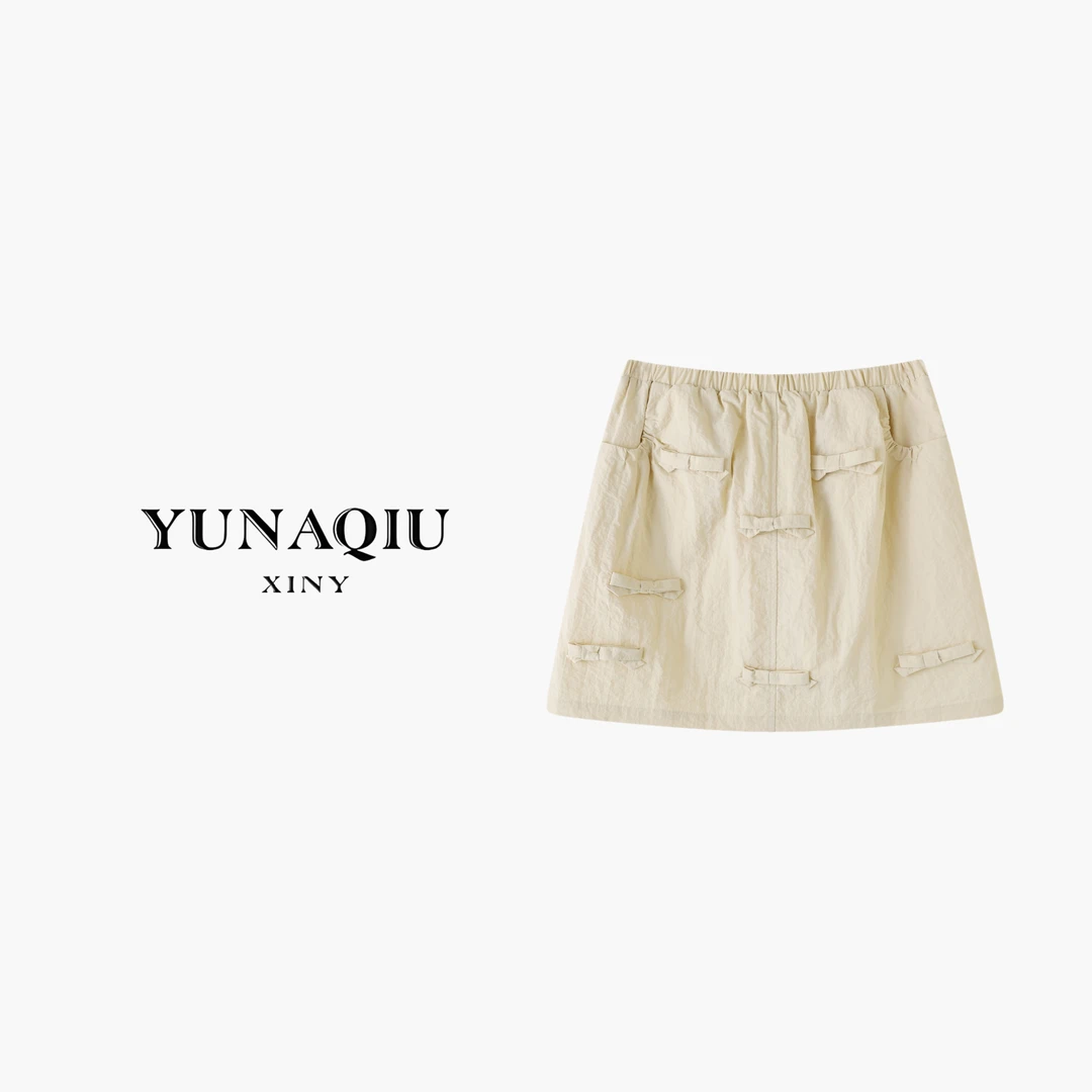 【COCO LESLEY】 时尚百搭浅蓝色高腰短裤-9401