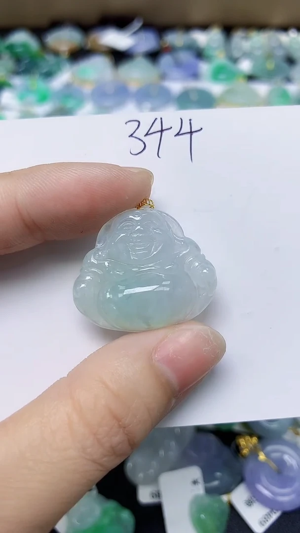 翡翠未镶嵌颈饰 天然缅甸翡翠A货
