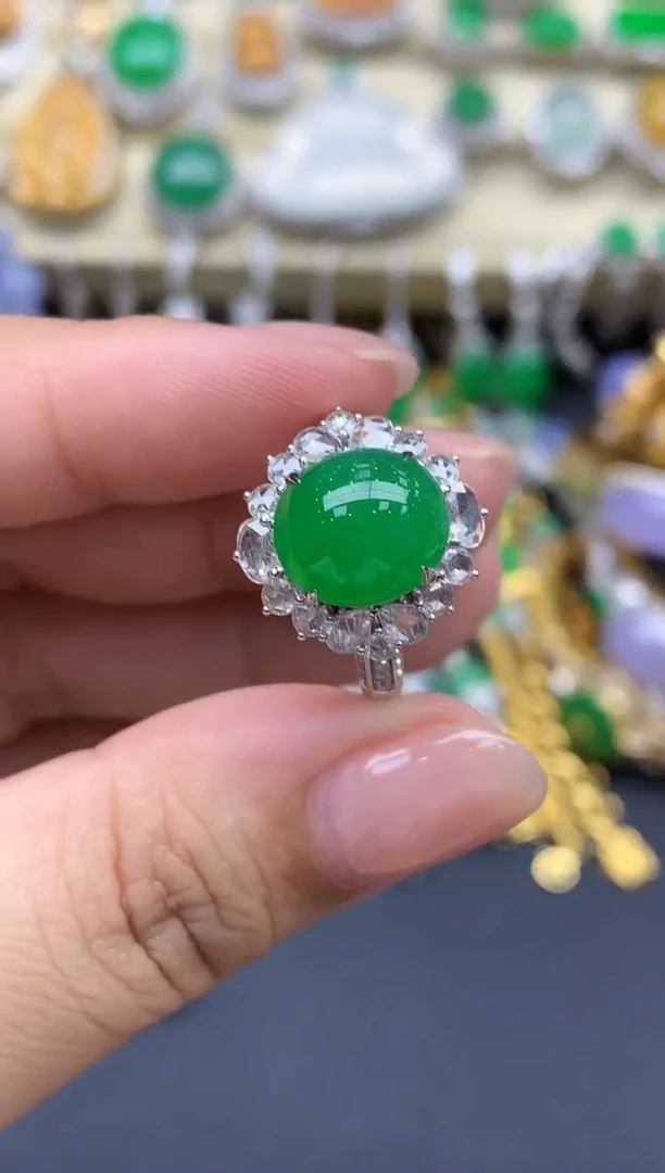 翡翠戒指18K金镶嵌705-春日珠宝