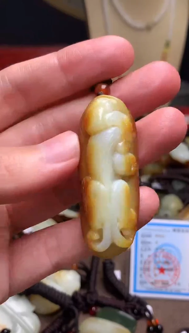 颈饰未镶嵌和田玉新疆料青海料清水和田玉吊坠