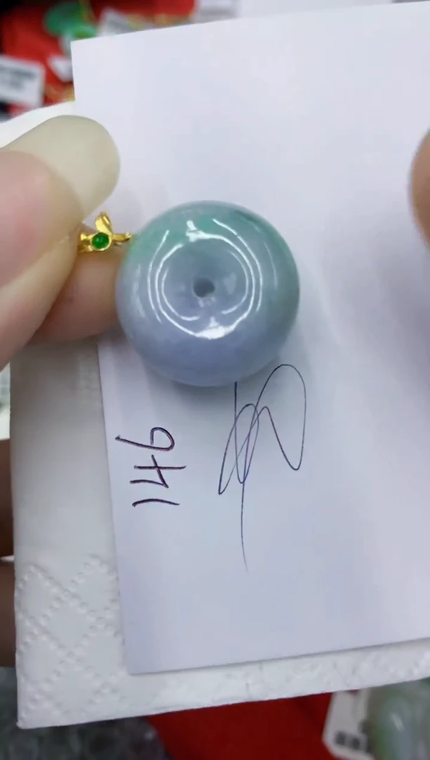 翡翠未镶嵌颈饰11111111111111