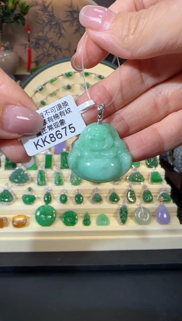 颈饰18K金镶嵌翡翠KK8675 佛公