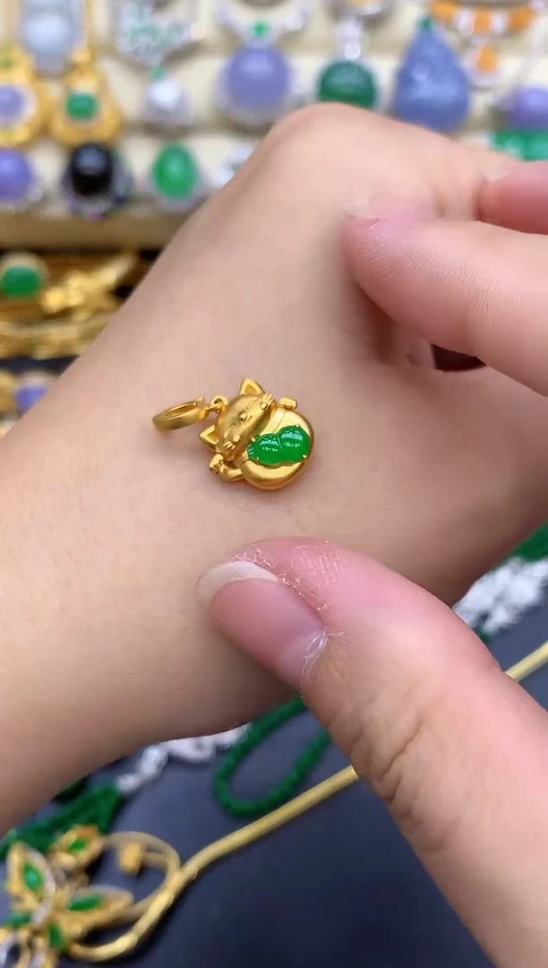 颈饰18K金镶嵌翡翠254-中国好珍宝