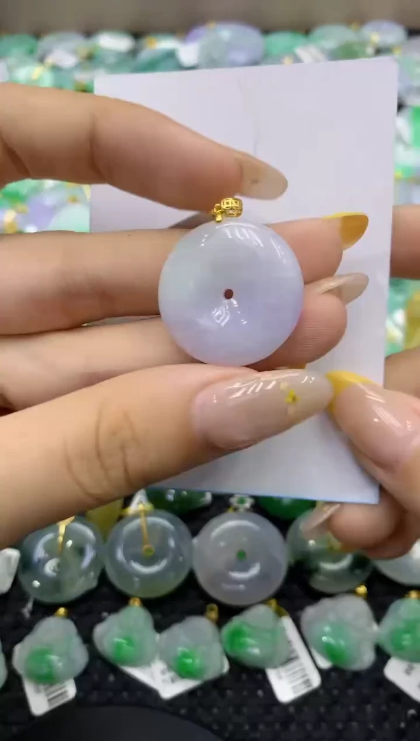 颈饰未镶嵌翡翠天然缅甸翡翠A货