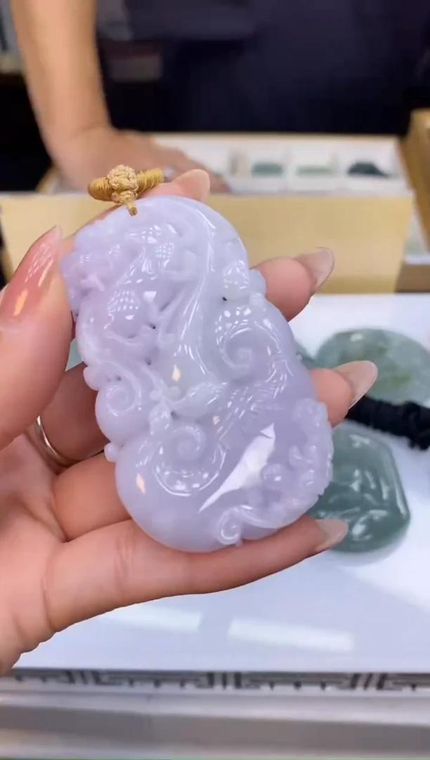 颈饰未镶嵌翡翠40868