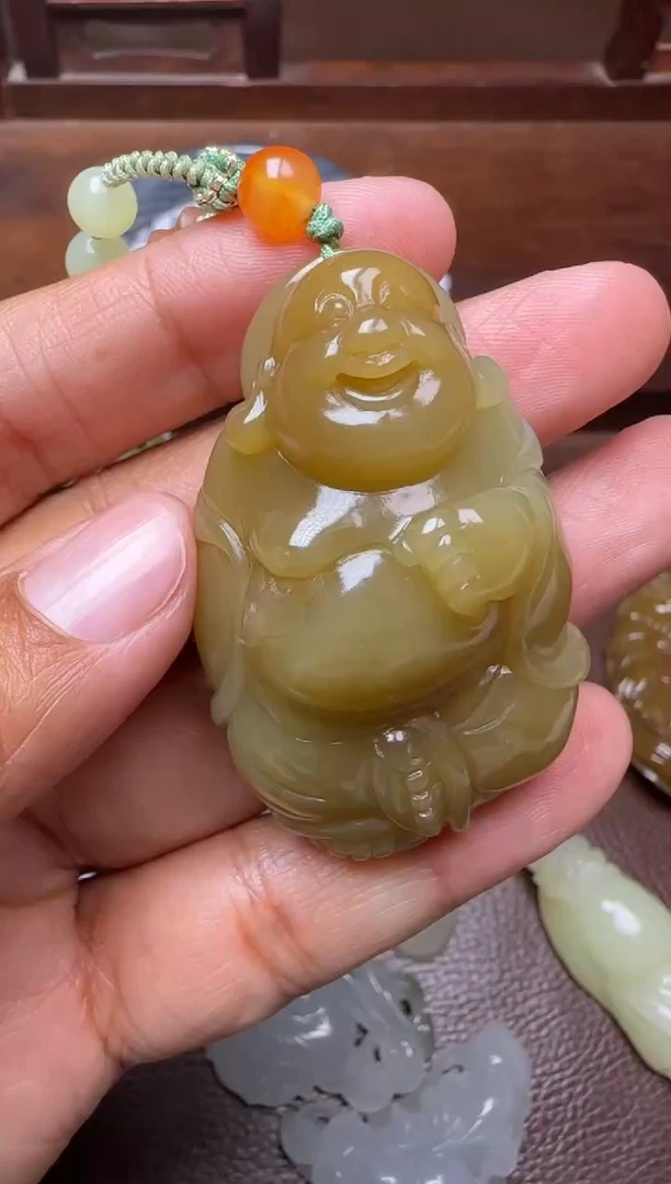 未镶嵌和田玉挂件和田玉挂件