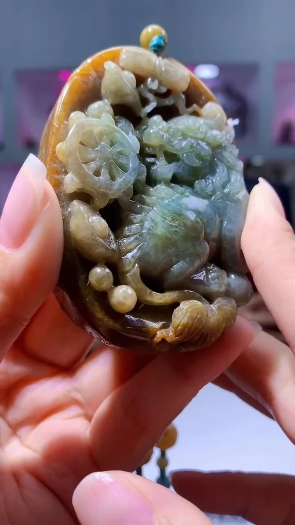 未镶嵌定制翡翠花**谢8010fh-毛货挂件(赠珠链)