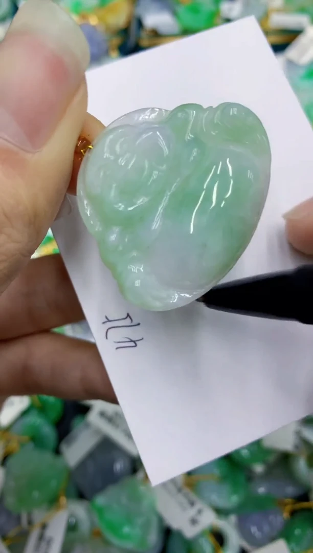 翡翠未镶嵌颈饰1111111111