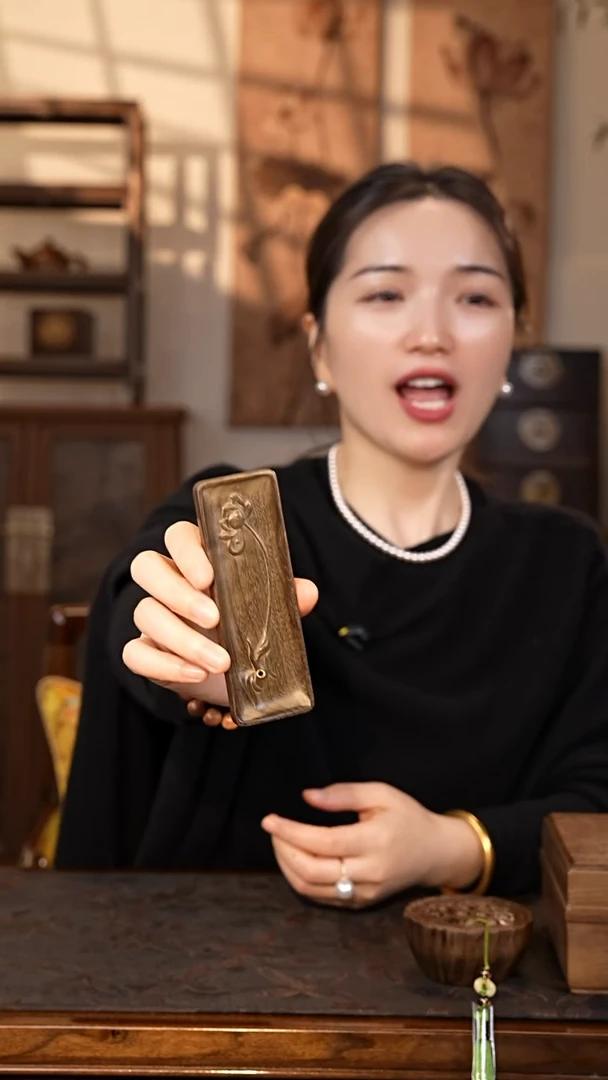 乌木类家具金丝楠阴沉木 香插