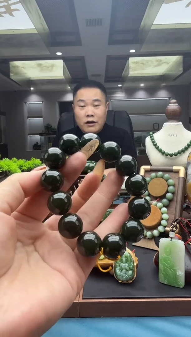 未镶嵌手串和田玉ebbcl