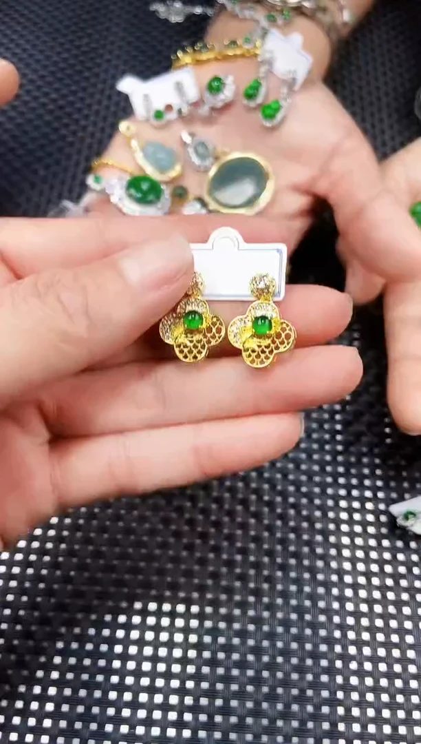 【闪购商品】翡翠耳饰未镶嵌11111111