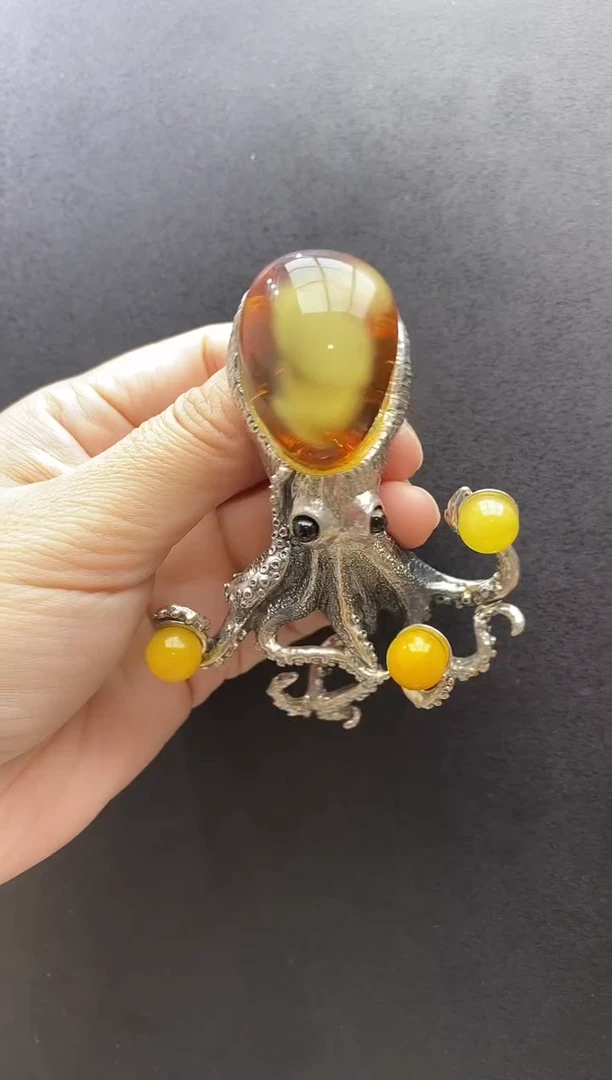 裸石琥珀未镶嵌吊坠