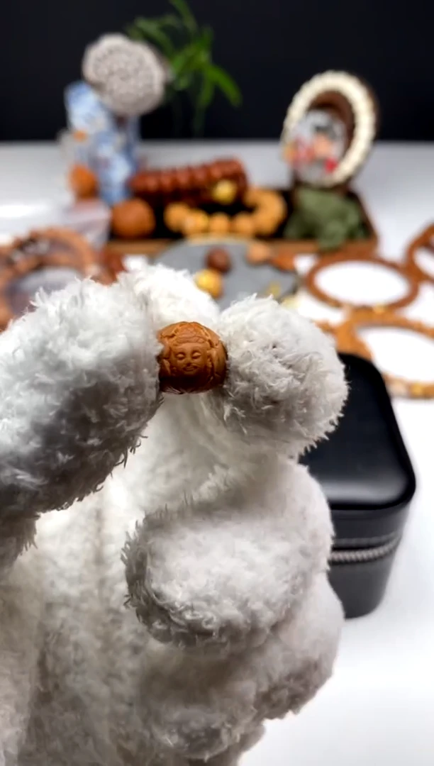 手串猴头核桃雨墨臻至 南向GUANYIN