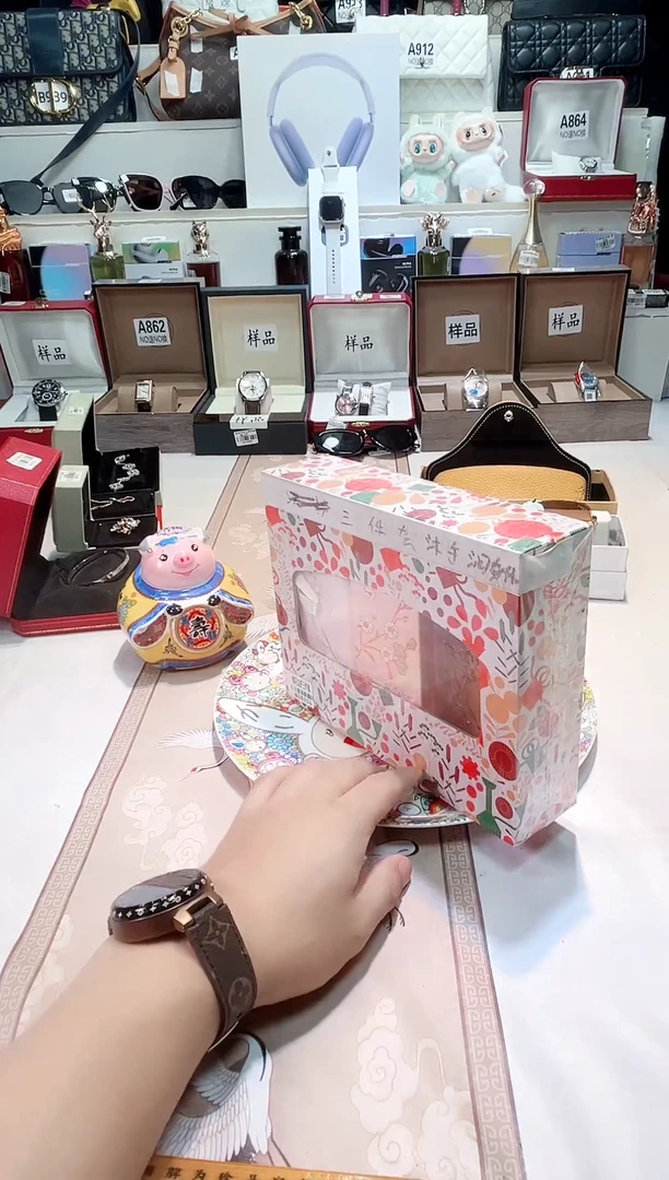 瓷片瓷器 库房到期 全部地板价@@1