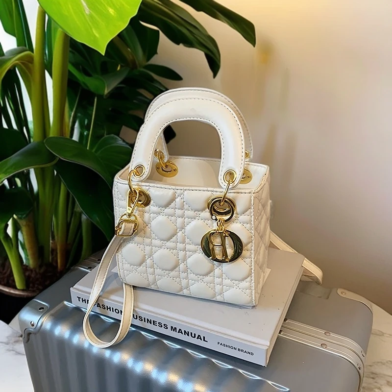 新百伦【官方正品】高级质感包包女包2024新款洋气时尚单肩斜挎包