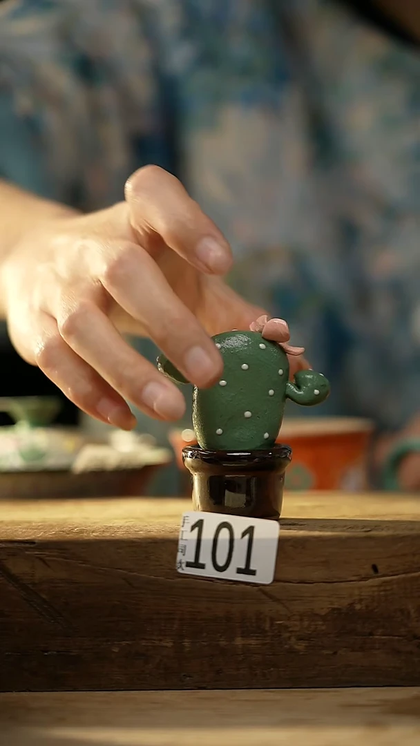 【闪购商品】瓷片新品！可爱仙人掌摆件/茶宠