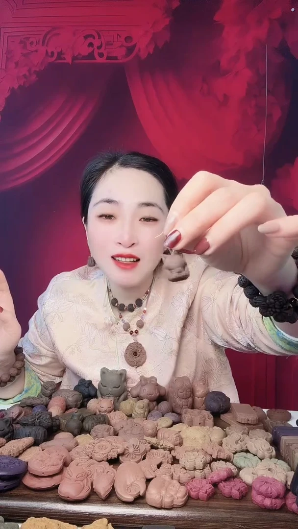 【闪购商品】泥塑冰玉美人狐狸仔仔耳环