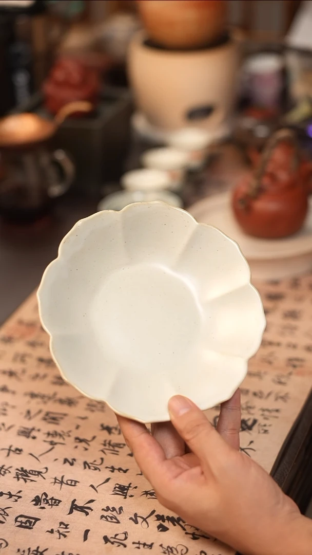 杯圆花瓣一人饮壶承