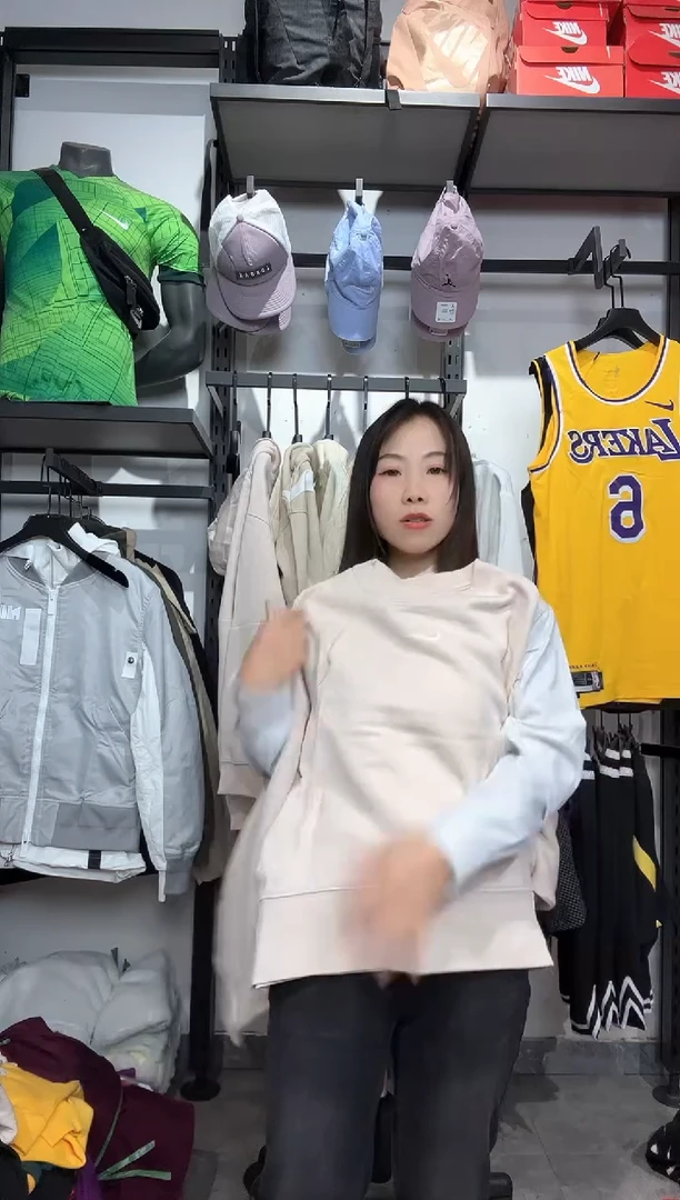 1107    编码 瑕疵款直播间过款为准 尺码 M