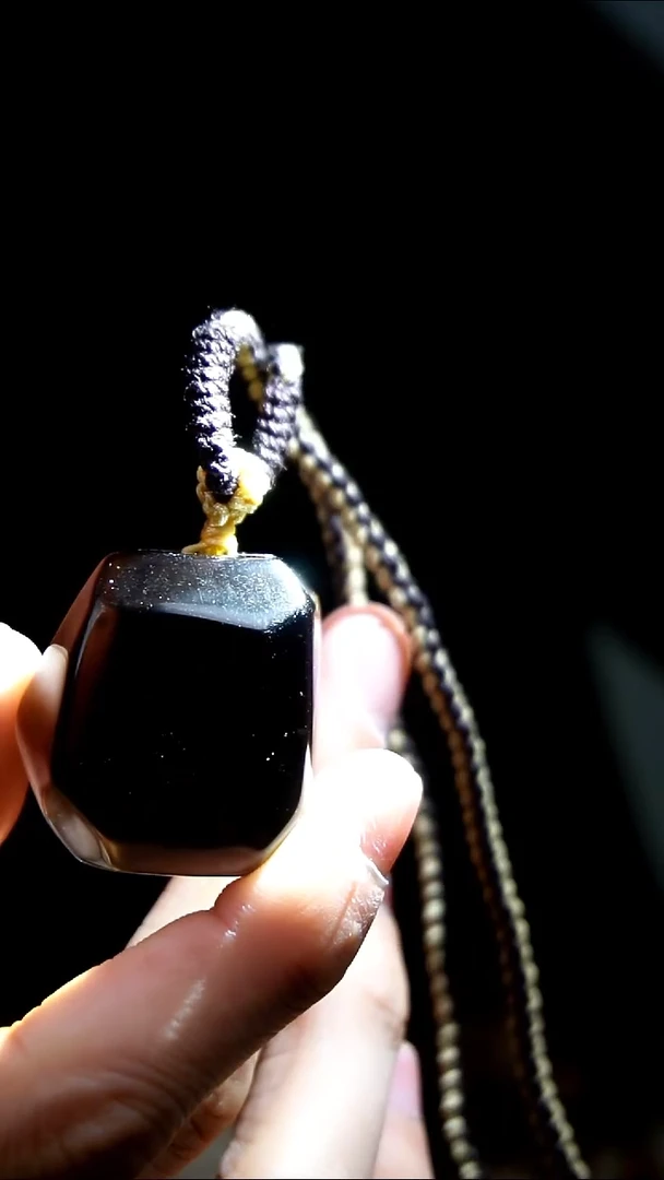 吊坠(赠链)未镶嵌水晶水晶