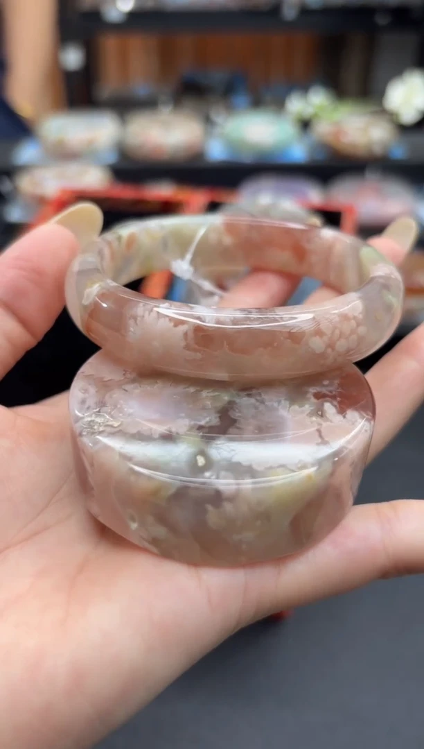 未镶嵌手镯石英质玉C169(59圈赠送镯心)