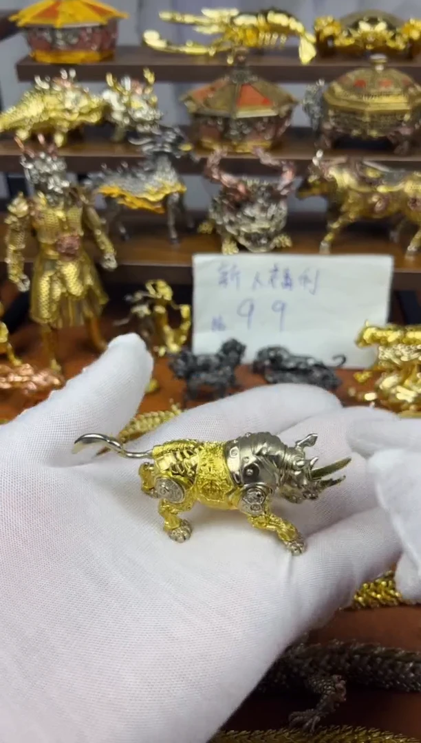 惺惺相惜朋克机械可关节活动款犀牛复古款