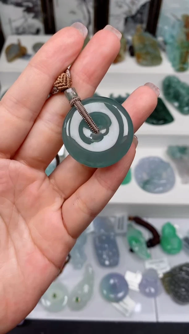 【闪购商品】翡翠颈饰未镶嵌吊坠
