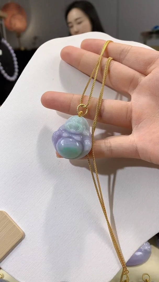 颈饰未镶嵌翡翠吊坠