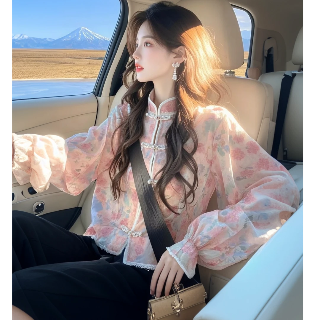 2025春新款法式气质上衣高级感轻奢减龄独特超好看新中式碎花衬衫